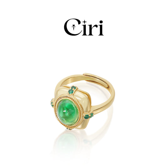 Vintage Look Emerald Matte Gold Ring