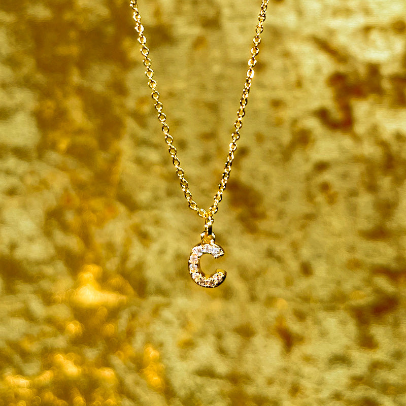 "Little me" 26 Letter Pendant Single Layer Necklace